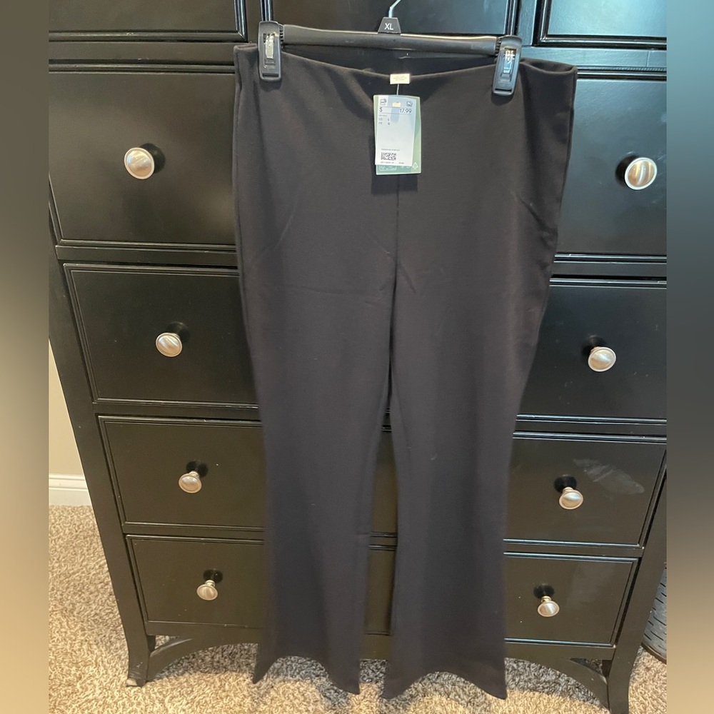 NWT - H&M Black High Rise Flair Pants, Size Large